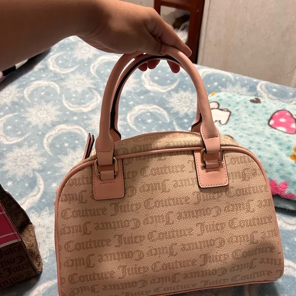 Juicy couture beige and baby pink! - Picture 2 of 2